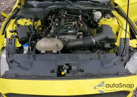 2021 Ford Mustang z USA, uszkodzony, nr VIN 1FA6P8THXM5113930